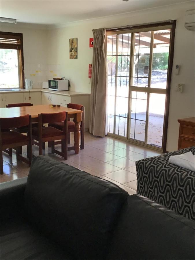 Travellers Rest Motel Mundaring エクステリア 写真