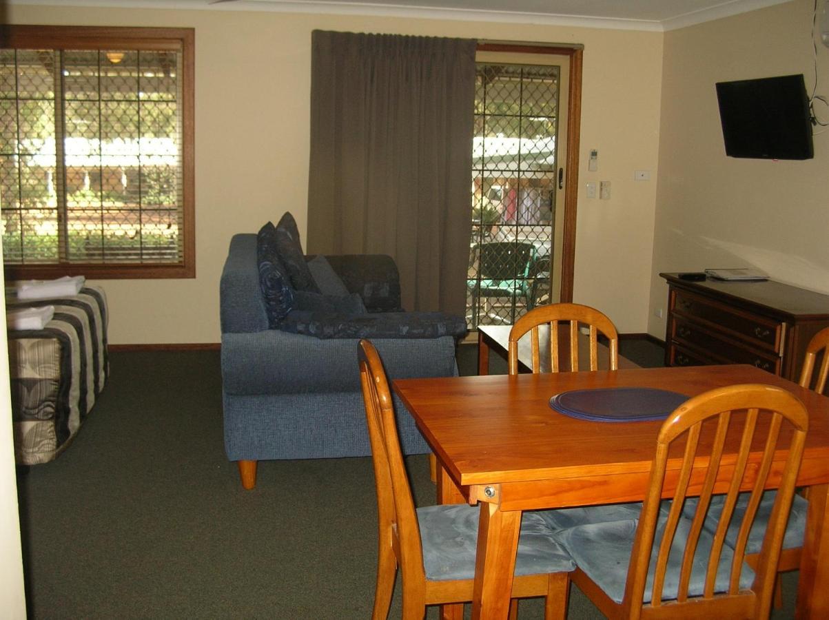 Travellers Rest Motel Mundaring エクステリア 写真