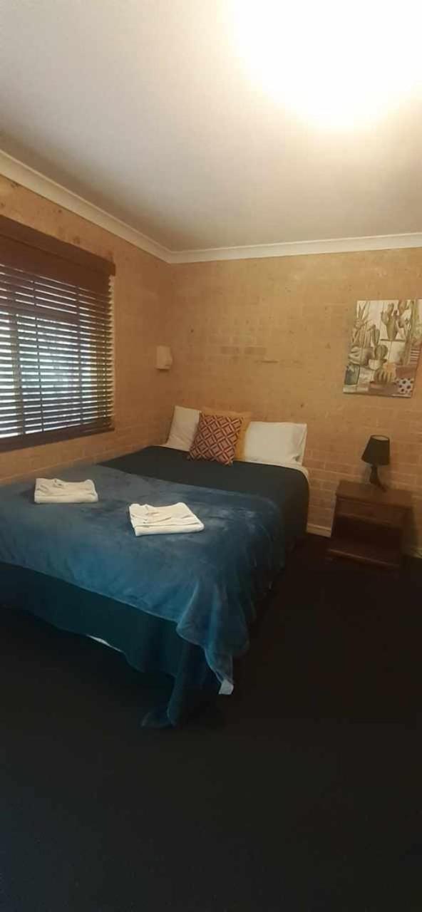 Travellers Rest Motel Mundaring エクステリア 写真