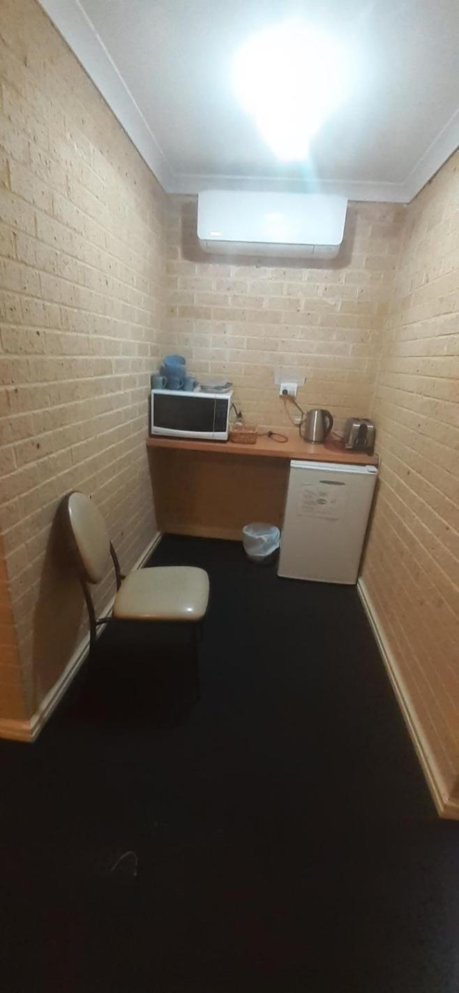 Travellers Rest Motel Mundaring エクステリア 写真